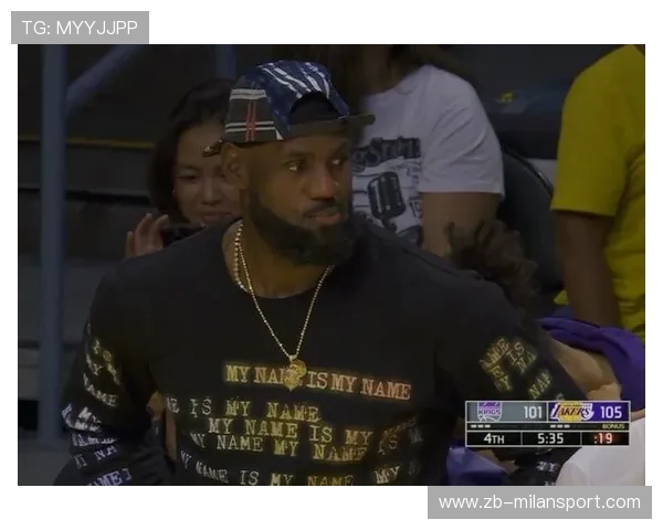 詹姆斯深夜在球馆抛球与孩子们玩耍,纪录片镜头感十足